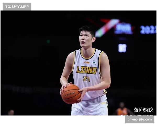 胡金秋篮板数升至历史第八，总决赛表现稳健