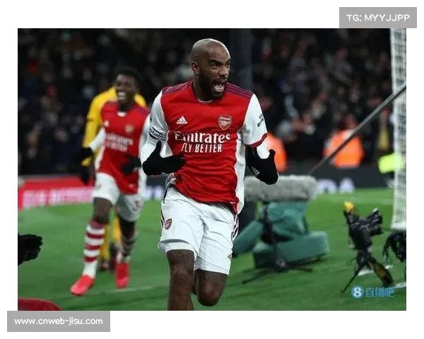 拉卡泽特点射破门，VAR确认防守方犯规