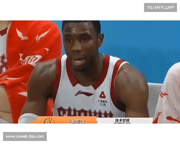 迪亚洛技术犯规累计7次,距停赛仅一步之遥 迪亚洛技术犯规累计7次,距停赛仅一步之遥